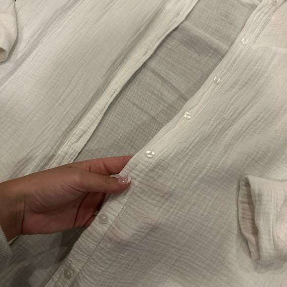 White linen button up - Picture 3 of 3